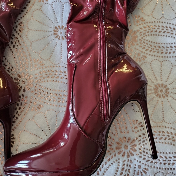 Over knee heeled boots - Picture 5 of 6